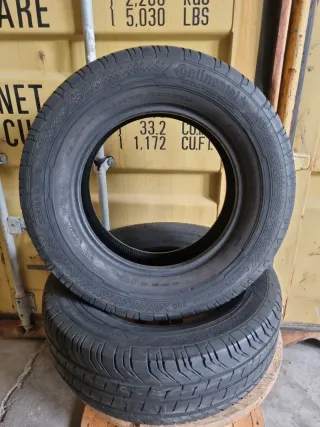 Se vende 2 Neumáticos Furgoneta Buen Estado