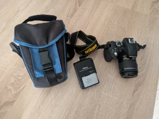 Nikon D3300 + Objetivo 18-55mm