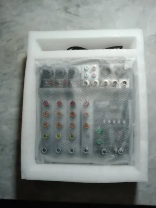 Mixer audio 4/5 canali Nuovo!