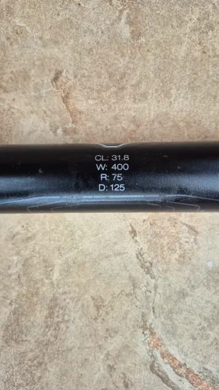 Manillar de bicicleta de aluminio