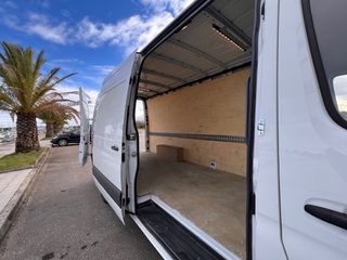Mercedes-Benz Sprinter 2023 317 L3H2 Largo 170 CV