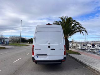 Mercedes-Benz Sprinter 2023 317 L3H2 Largo 170 CV