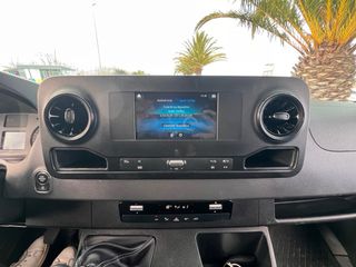 Mercedes-Benz Sprinter 2023 317 L3H2 Largo 170 CV