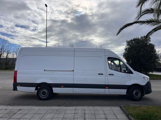Mercedes-Benz Sprinter 2023 317 L3H2 Largo 170 CV