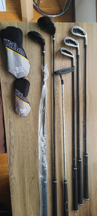 Juego de palos de golf Wilson