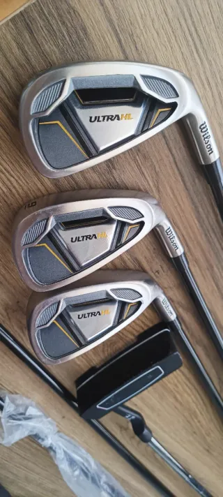 Juego de palos de golf Wilson