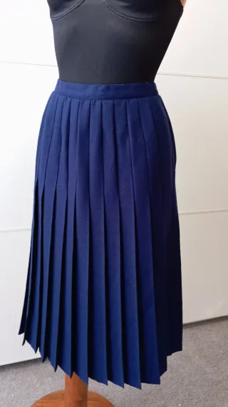 Falda vintage azul plisada