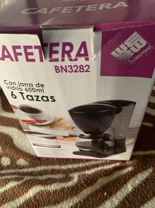 Cafetera Eléctrica BN3282 6 Tazas