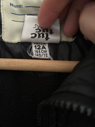 Chamarra niño/a negra y gris Talla 12 años