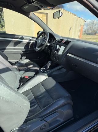 VOLKSWAGEN GOLF GTI V USA