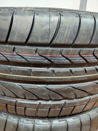275/45 ZR20 110Y XL Bridgestone Dueler  H/P Sport