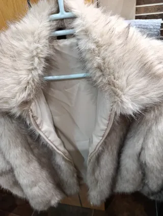 Abrigo de pelo beige