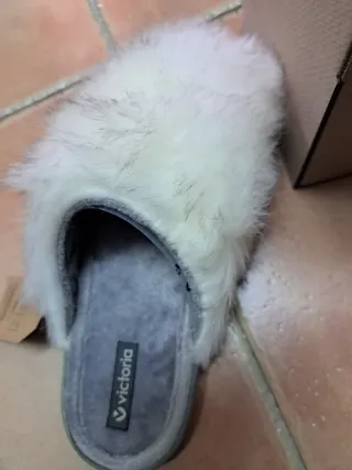 Zapatilla Victoria Talla 36 Peluda