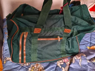 Bolsa deportiva Adidas negra y azul