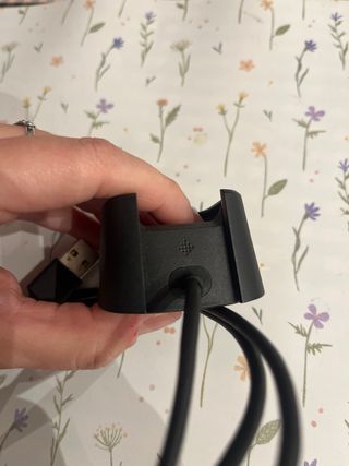 Cargador Fitbit Negro original