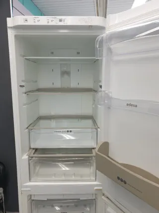 Nevera Edesa 2m x 60cm,  congelador grande