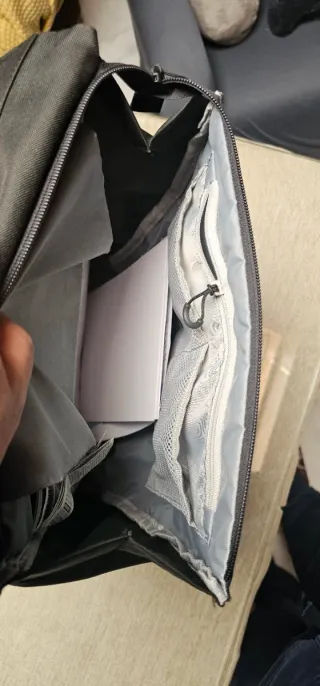 Mochila Quechua Negra con Asas