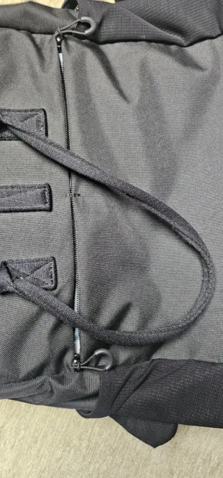 Mochila Quechua Negra con Asas