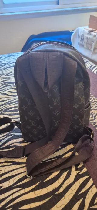 Mochila Louis Vuitton Marrón y Dorada