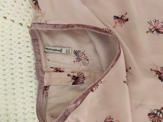 Blusa estilo satinada Stradivarius talla S