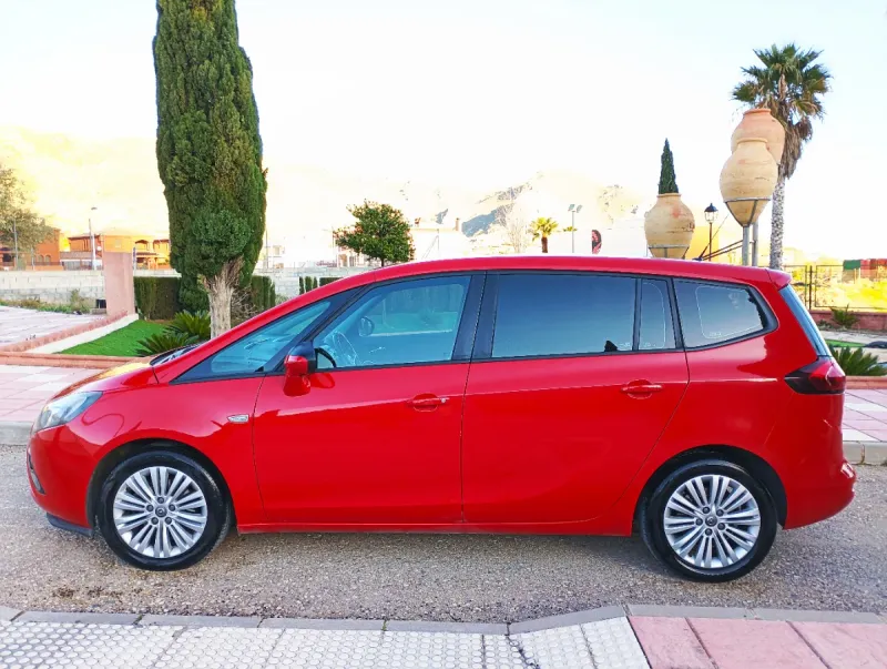 Opel Zafira 1.6 CDTi S&S Excellence (llanta 17") 2017, foto 3