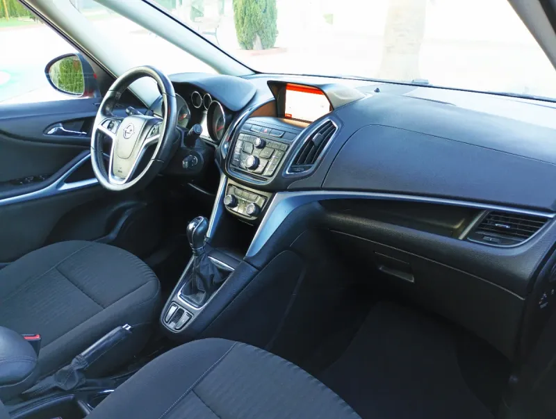 Opel Zafira 1.6 CDTi S&S Excellence (llanta 17") 2017, foto 7