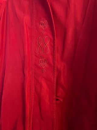 Chaqueta TU Roja bordada