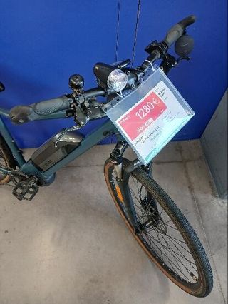 Bicicleta eléctrica de trekking Riverside 540 E