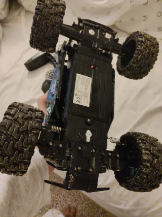 Coche teledirigido 4x4