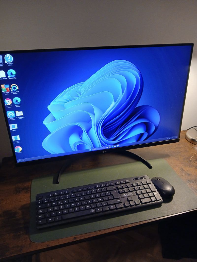 Torre PC i7 32GB RAM M.2 1TB SSD WiFi + Teclado afbeelding 3