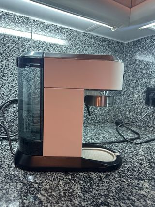 Cafetera Delonghi Dedica Blanca