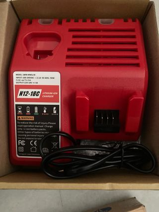 Cargador Batería N12-18C Li-ion 12V-18V