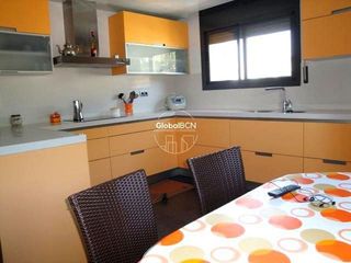 Piso en venta en El Raval en Barcelona