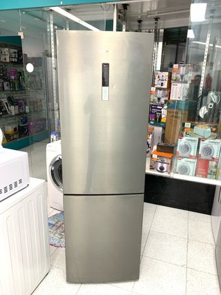 Nevera Combi Samsung 1.85m con garantia