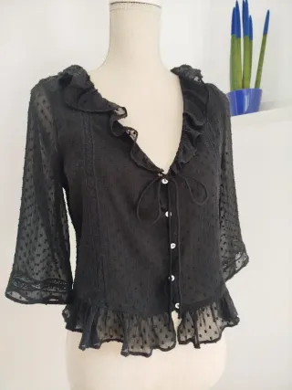 Blusa Zara volantes negra