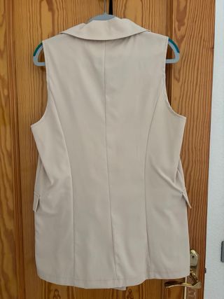 Chaleco beige
