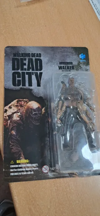 Figura Hiya Toys Walker The Walking Dead