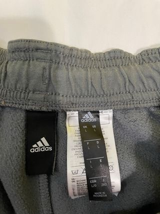Pantalones chándal Adidas grises