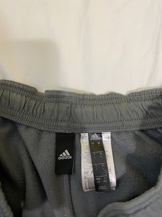 Pantalones chándal Adidas grises
