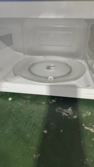 Microondas Orbegozo Blanco