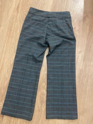 Pantalones de cuadros grises y azules