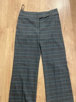 Pantalones de cuadros grises y azules