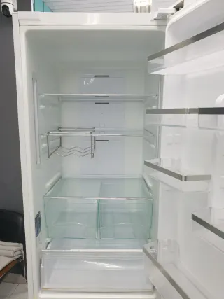 Nevera Samsung 2m x 60cm con garantía