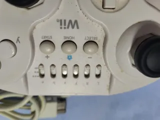 Mando Hori Turbo Wii