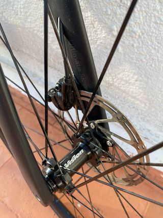 Bicicleta VITORIA carbono Di2