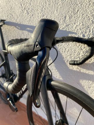 Bicicleta VITORIA carbono Di2