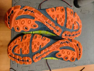 Zapatillas trail  minimalistas Merrell