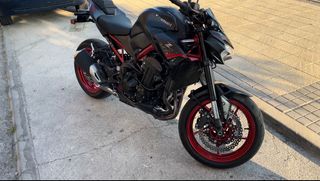 Kawasaki Z900 Full