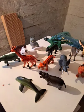 Collezione animali plastica