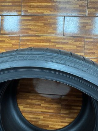 245/35/R20 Bridgestone Potenza 2 unidades.